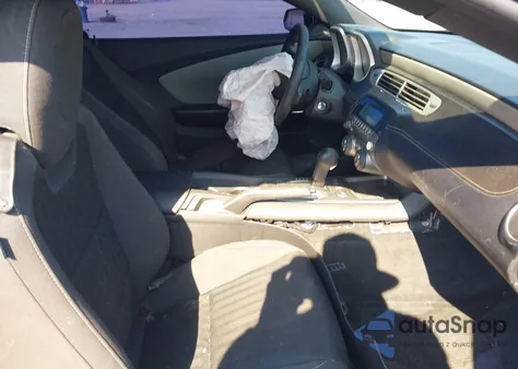 2015 Chevrolet Camaro 2Ls z USA, uszkodzony, nr VIN 2G1FB1E33F9110948